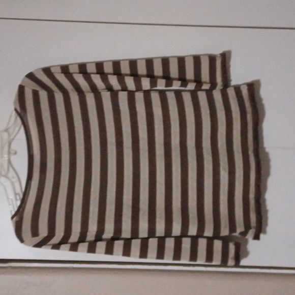 Ellen Tracy, Scoop Neck Gold and Brown stretch pullover. Sz. S. - Picture 5 of 5